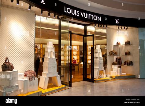 places that buy louis vuitton near me|louis vuitton showroom near me.